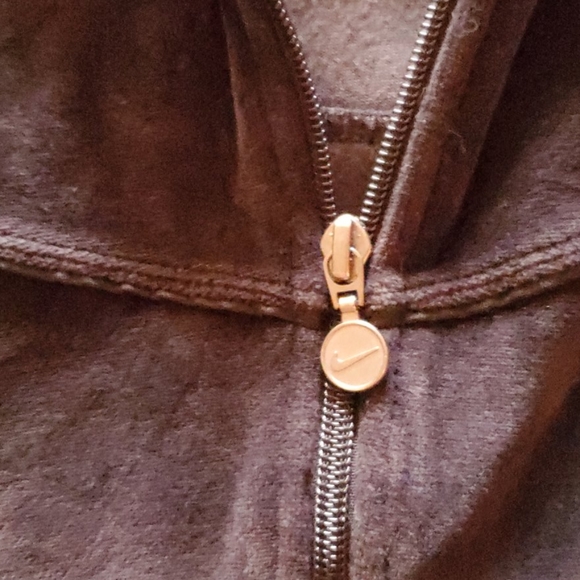 Nike jacket - Picture 3 of 5